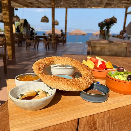 Akre - Designed For Adults ホテル 4*