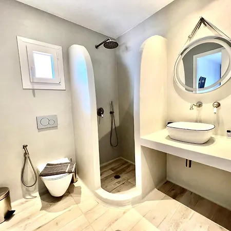 מלון Akre - Designed For Adults 4*