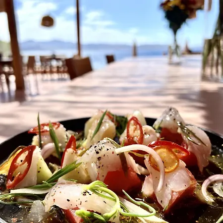 Akre - Designed For Adults 4*