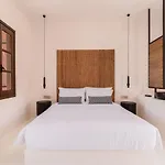 酒店 Akre - Designed For Adults 4*
