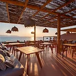 Akre - Designed For Adults Hotel 4*