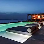 Hotel Akre - Designed For Adults