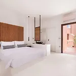 Akre - Designed For Adults 4* 斯泰里达