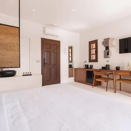 Akre - Designed For Adults Hotel 4*