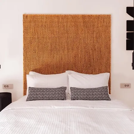 Akre - Designed For Adults Hotel 4*