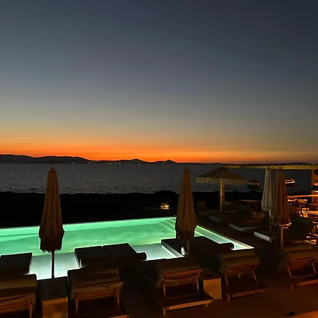 Akre - Designed For Adults Hotel 4*