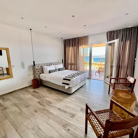 Akre Hotel Stelida (Naxos)