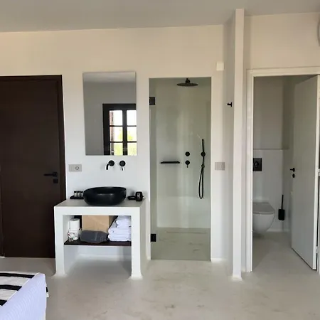 Akre - Designed For Adults Stelida (Naxos)