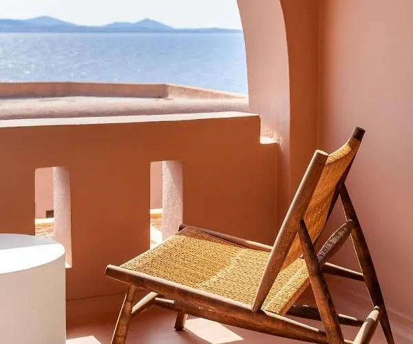 Akre - Designed For Adults 4* Stelida (Naxos)