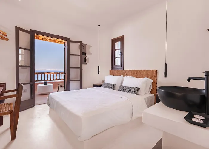 Akre - Designed For Adults Hotel 4*