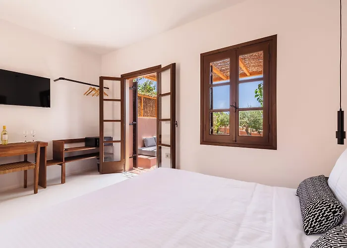 Hotel Akre - Designed For Adults